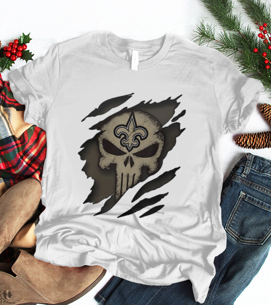 New Orleans Saints Punisher Skull Fleur De Lis Collaboration T-Shirt