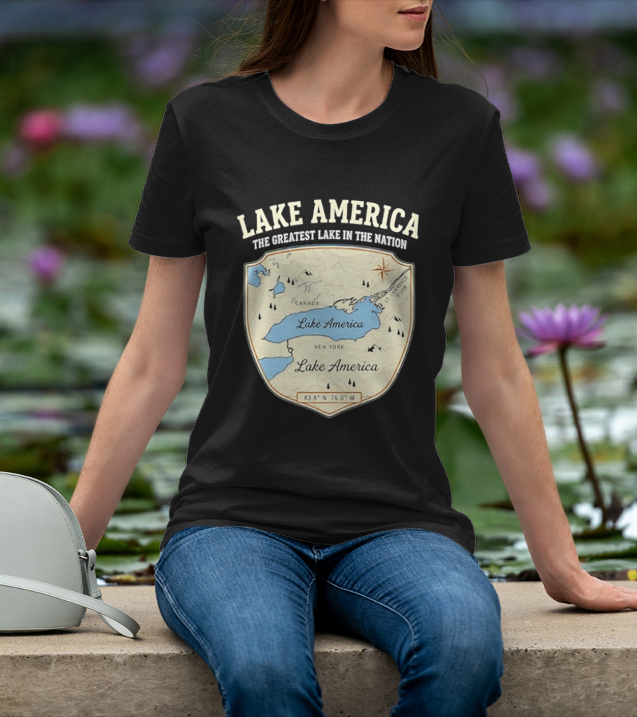 Lake America The Greatest Lake In The Nation Map Compass Cream T-Shirt