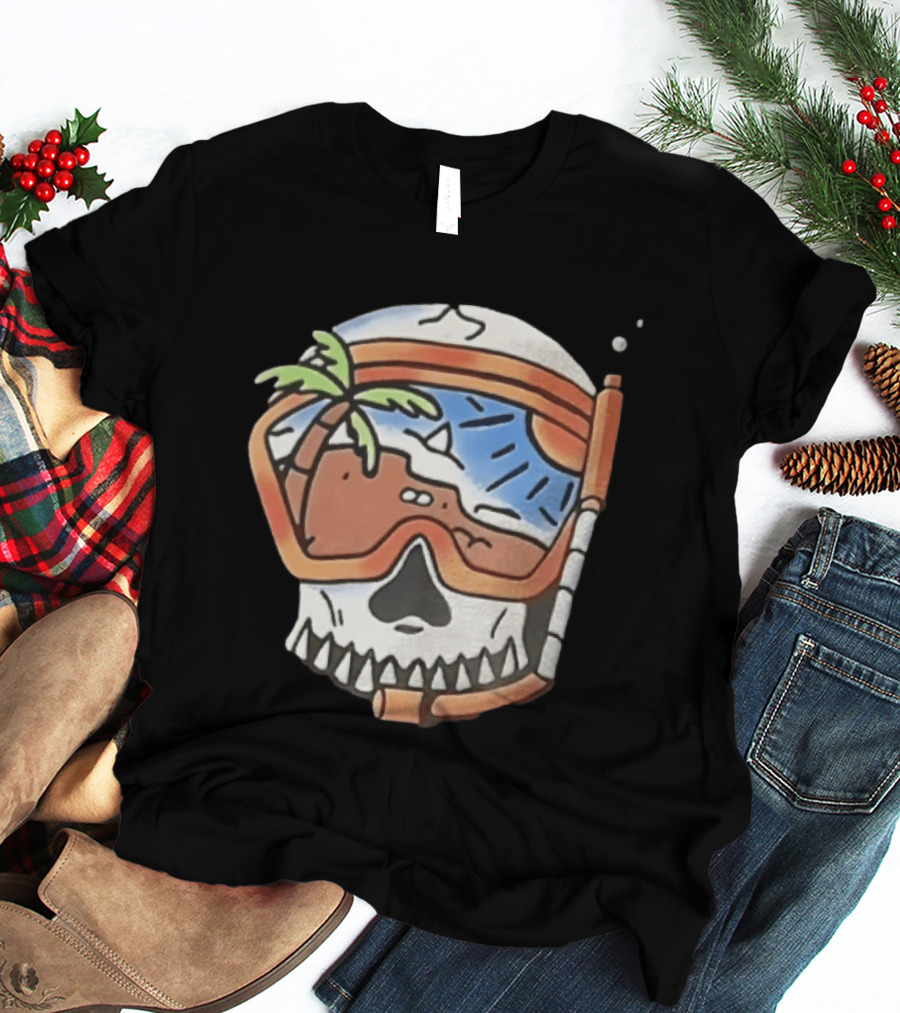 Tropical Island Snorkel Skull Beach Ocean Vacation Summer Fun T-Shirt