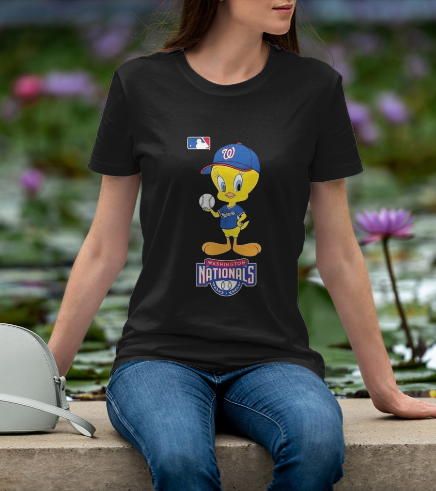 Washington Nationals Tweety Bird Baseball MLB T-Shirt