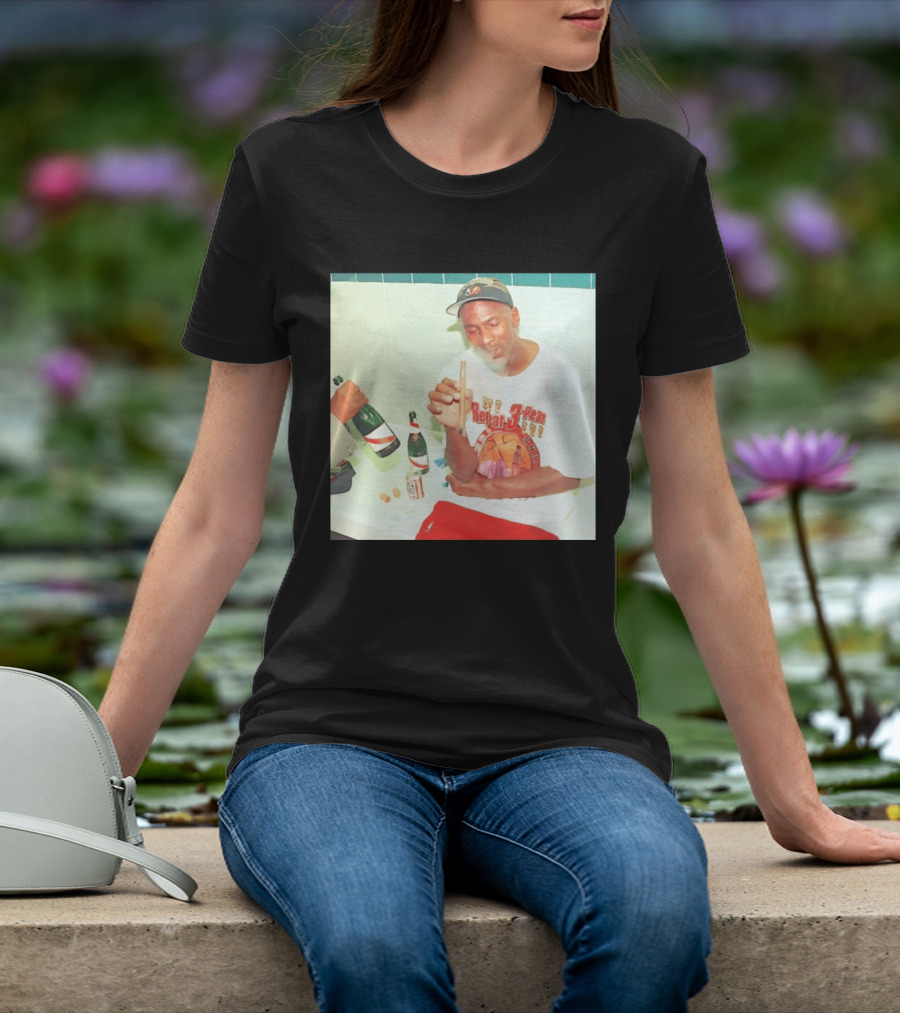 Michael Jordan Repeat 3 Peat Celebration Chicago Bulls Basketball T-Shirt