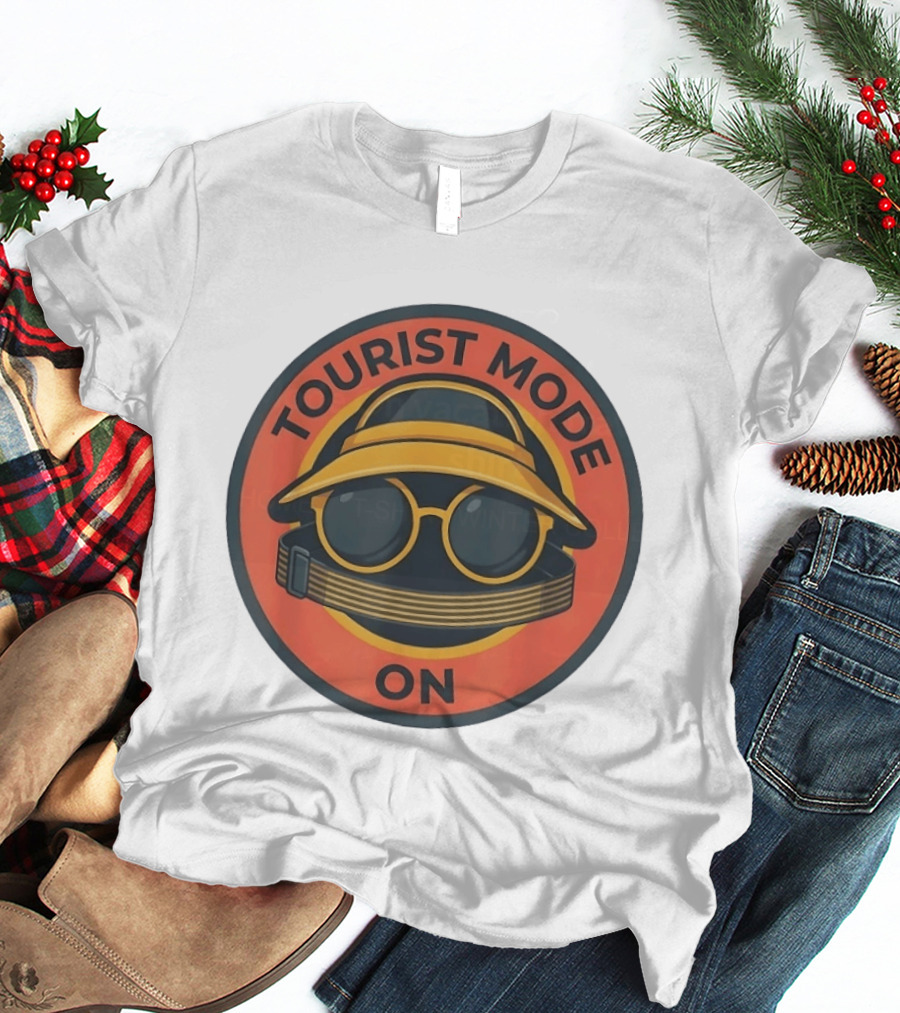 Tourist Mode On Vacation Travel Sightseeing Adventure T-Shirt
