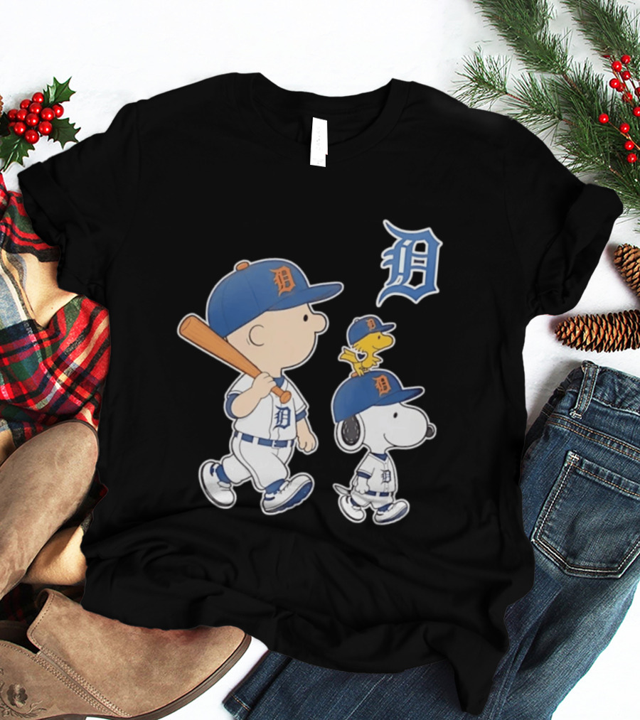 Charlie Brown Snoopy Woodstock Detroit Tigers Baseball Peanuts T-Shirt