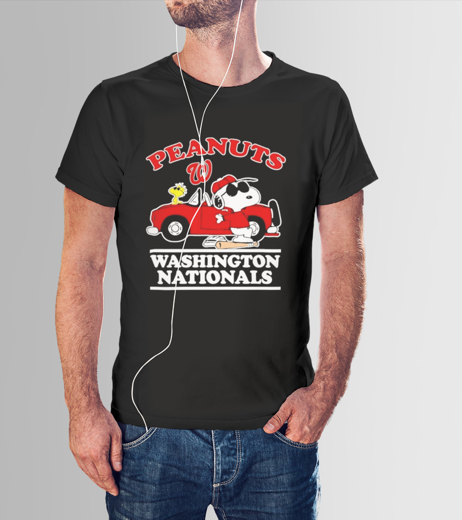 Peanuts Snoopy Woodstock Washington Nationals Baseball Car T-Shirt