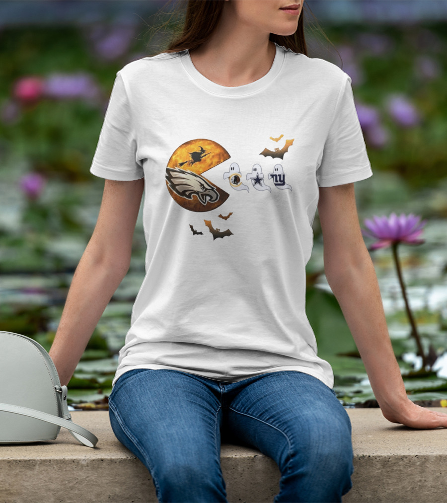 Philadelphia Eagles Pac Man Halloween Washington Commanders Cowboys Giants Ghosts T-Shirt