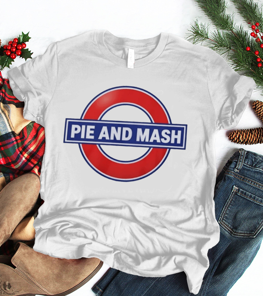 Pie And Mash London Underground Sign Circular Red Blue T-Shirt