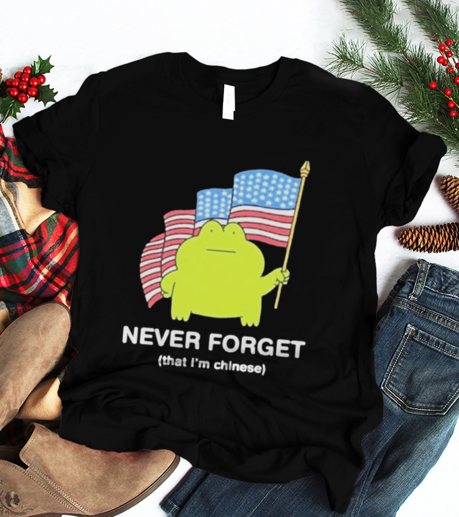 Frog Holding American Flags Never Forget That I'm Chinese T-Shirt