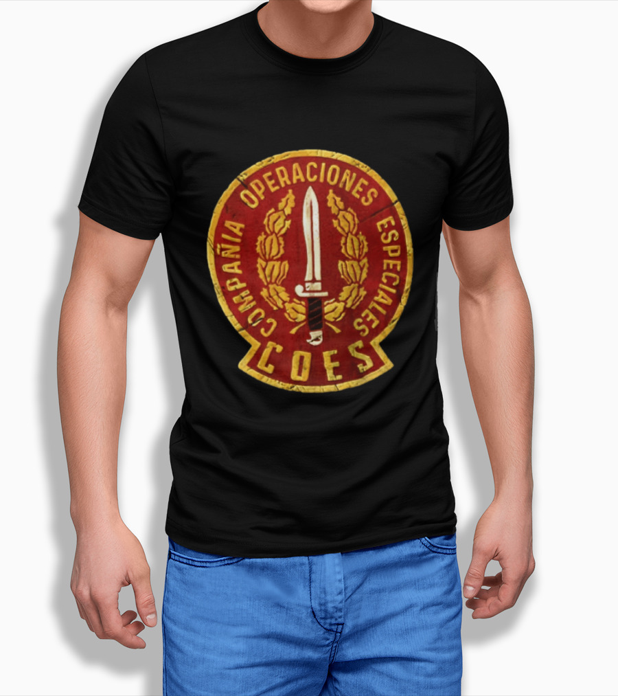 Compañía Operaciones Especiales COES Insignia With Tactical Knife T-Shirt