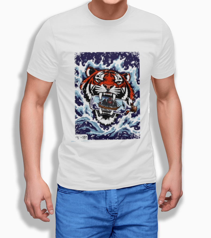 Cincinnati Bengals Vs Tampa Bay Buccaneers Tiger Ship Ocean Clash T-Shirt