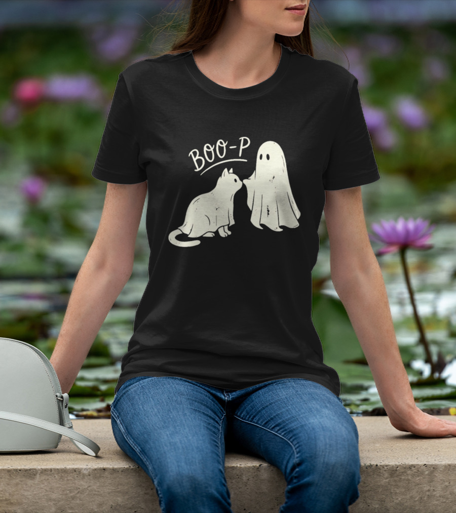 Boo P Humor Halloween Cat Ghost Playful Spirit And Feline Paw Interaction T-Shirt