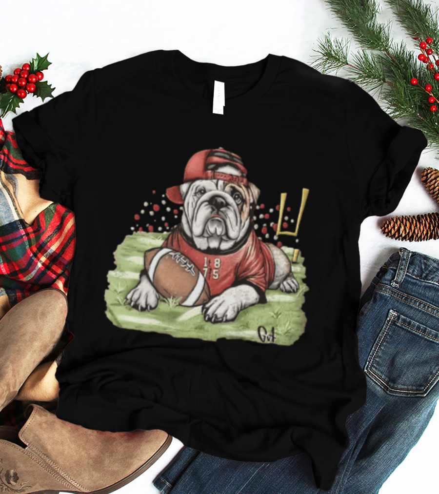 Georgia Bulldogs Football 1875 Bulldog With Cap And Football T-Shirt