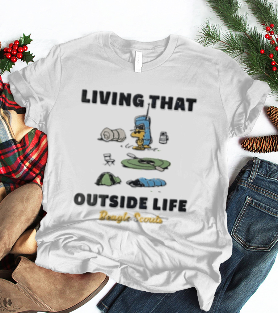 Living That Outside Life Beagle Scouts Woodstock Camping Est 1974 Distressed Cartoon T-Shirt