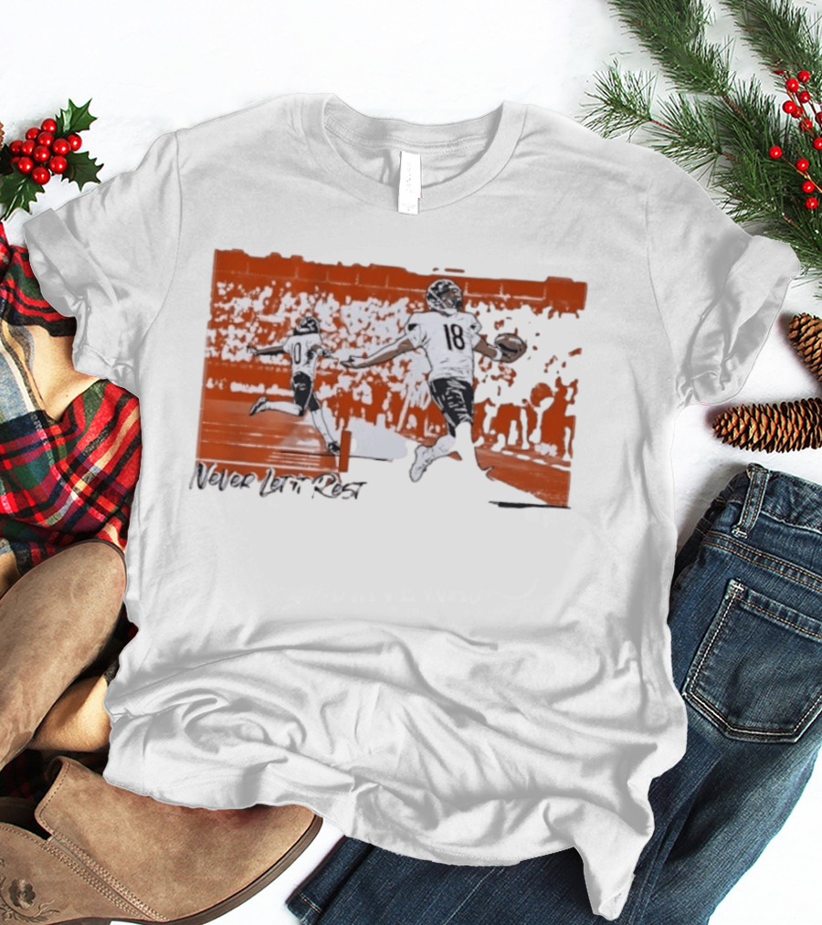 Never Let It Rest Chicago Bears Number 18 And 10 Football Scene T-Shirt