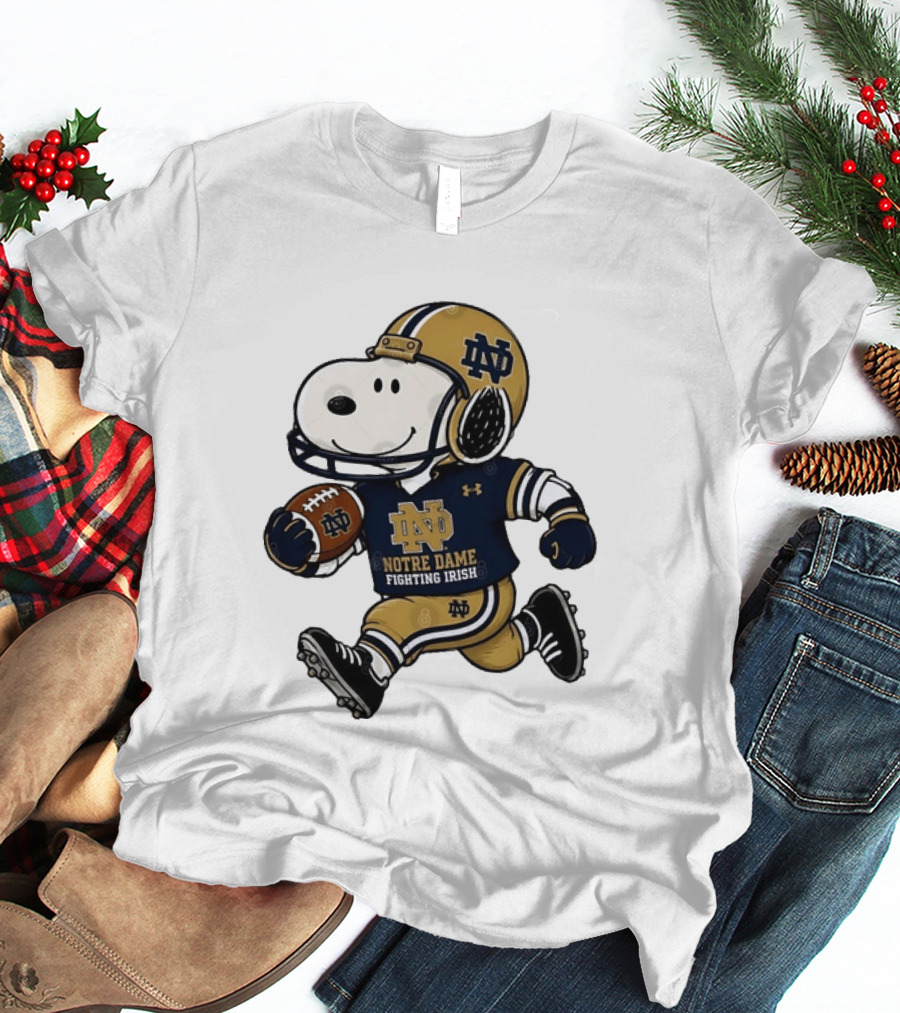 Snoopy Playing Football Notre Dame Fighting Irish ND Team Fan Gear T-Shirt