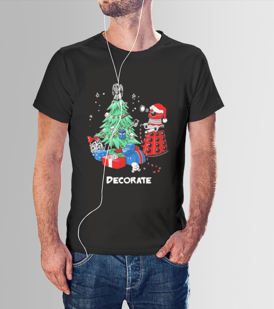 Doctor Who Dalek Christmas Tree Decorate Scene T-Shirt