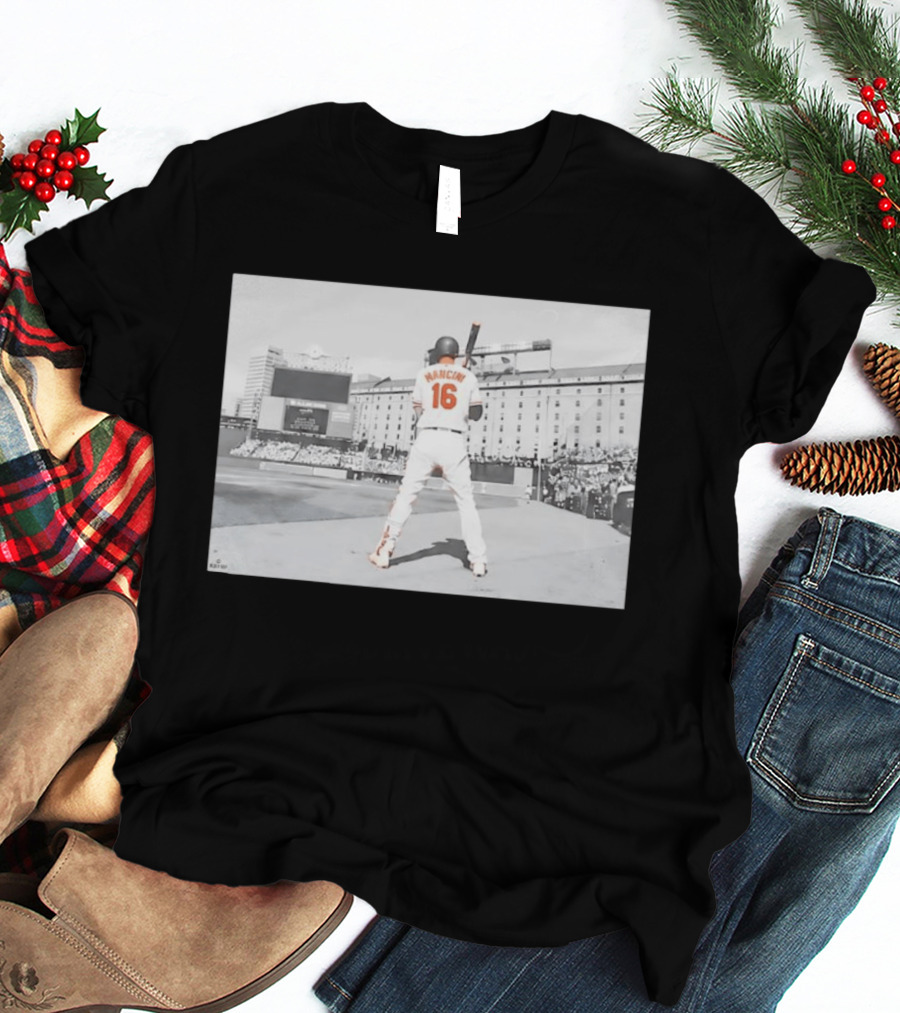 Baltimore Orioles Trey Mancini 16 Batting Camden Yards T-Shirt