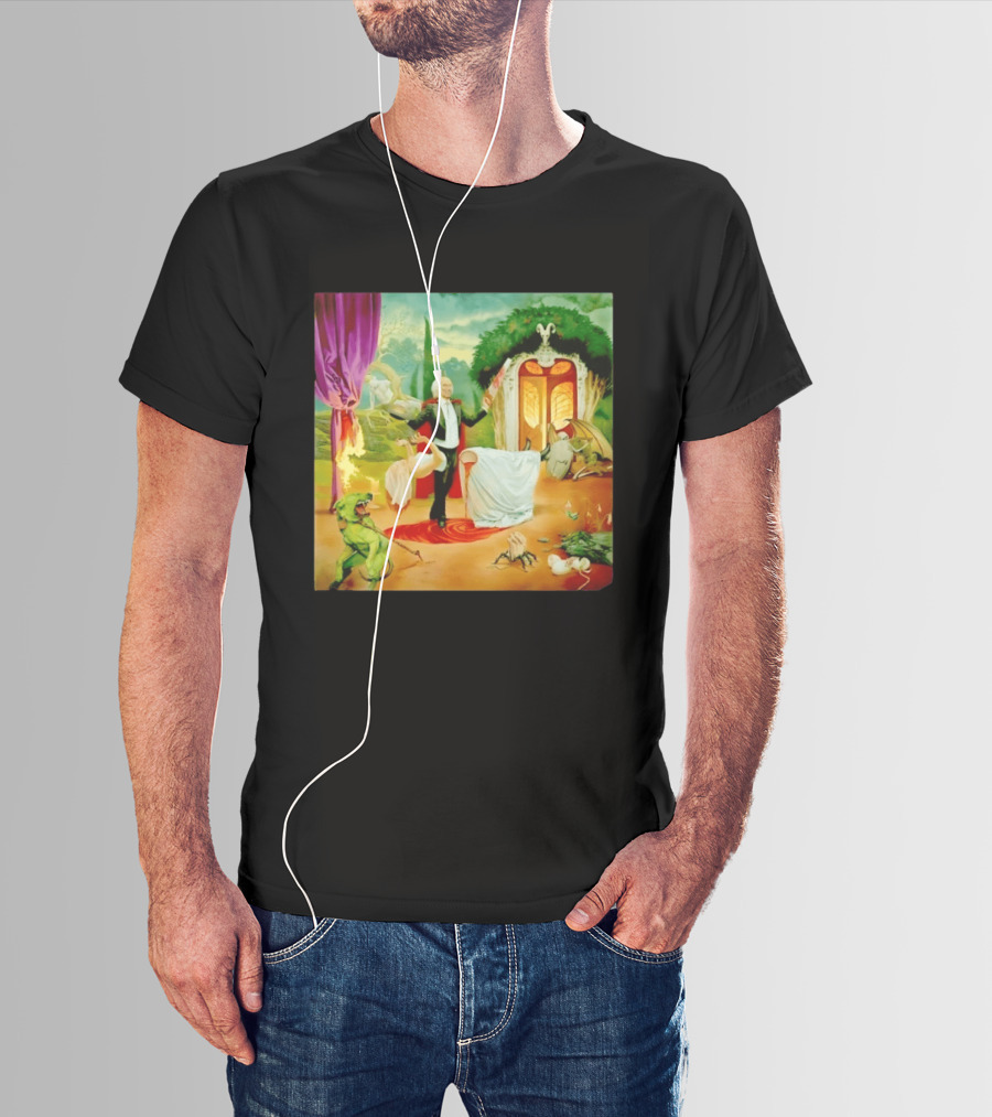 Surreal Magician Gothic Horror Sawing Woman In Half Fantasy Scene T-Shirt