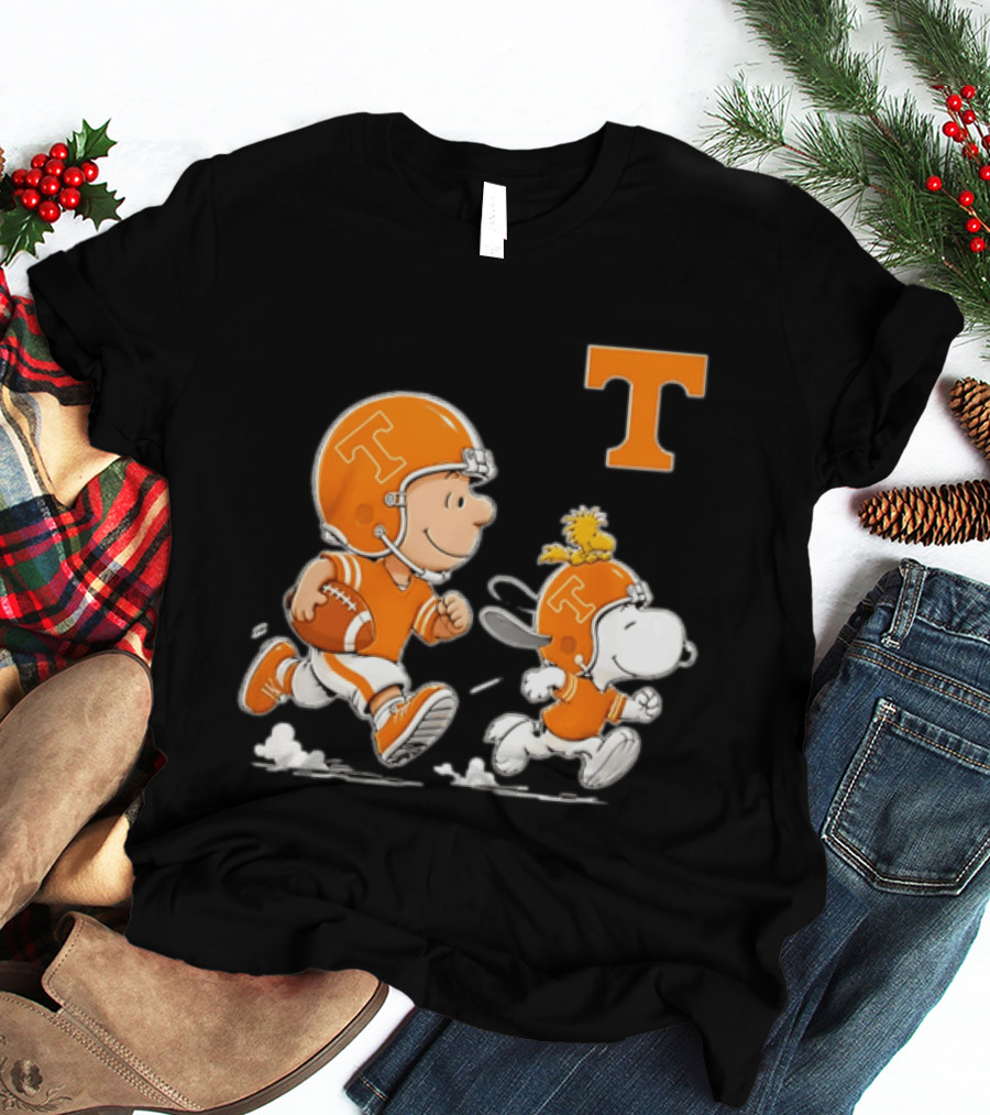 Charlie Brown Snoopy Woodstock Tennessee Volunteers Football 2026 T-Shirt