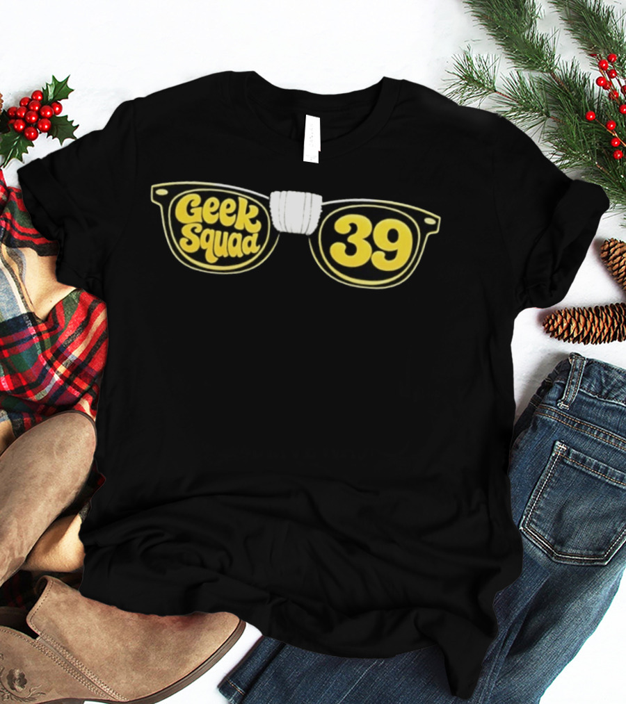 Geek Squad 39 Glasses Retro Tech Support T-Shirt
