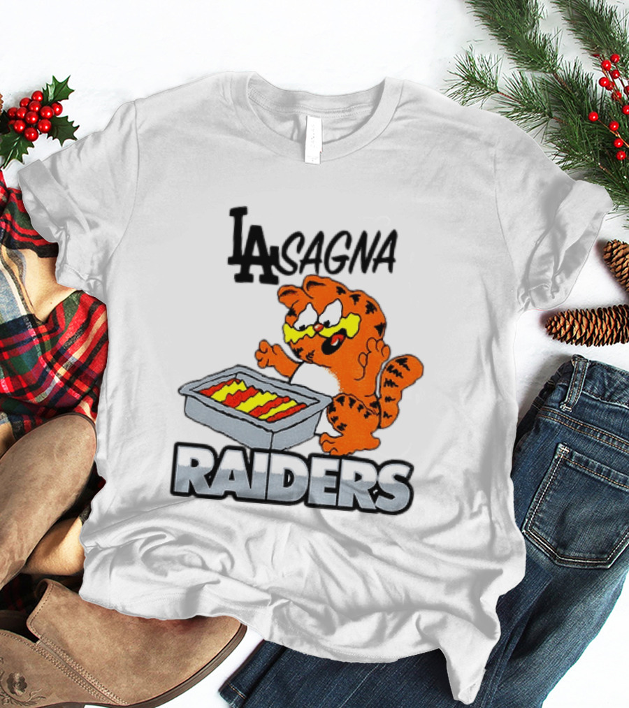 LA Lasagna Raiders Orange Cat Eating Lasagna Sports Rivalry T-Shirt