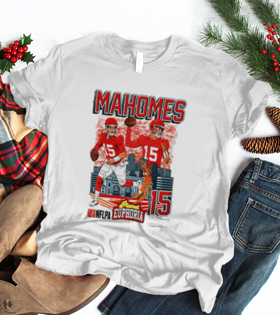 Mahomes Kansas City Chiefs Quarterback Euphoria 15 Skyline NFL Players T-Shirt