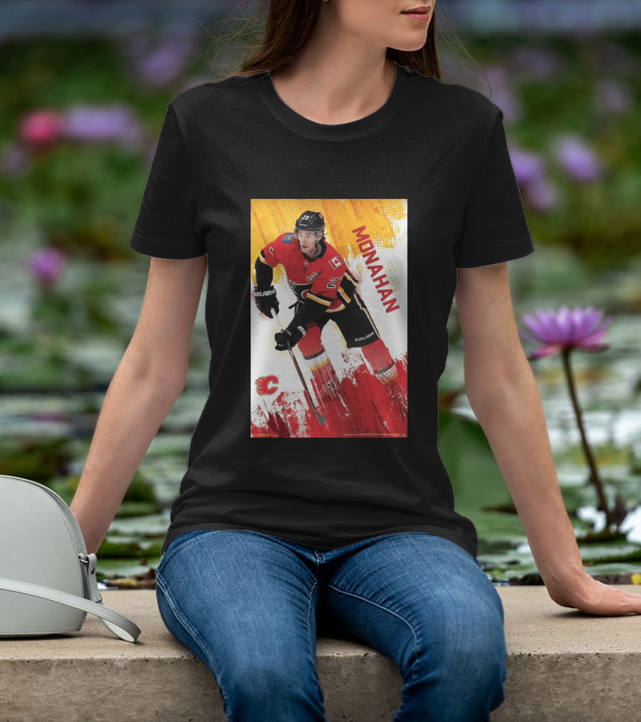 Sean Monahan Calgary Flames NHL Hockey Action T-Shirt