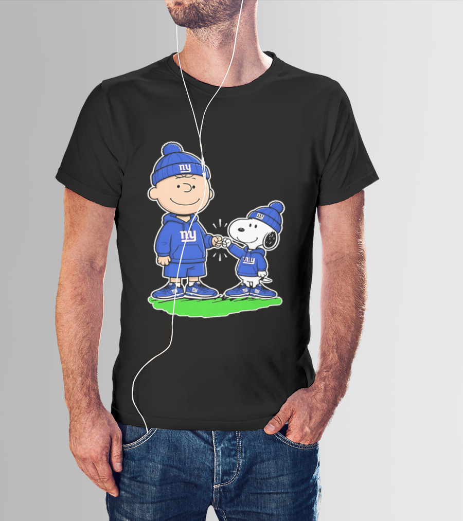 Snoopy And Charlie Brown NY Giants NFL Collaboration T-Shirt