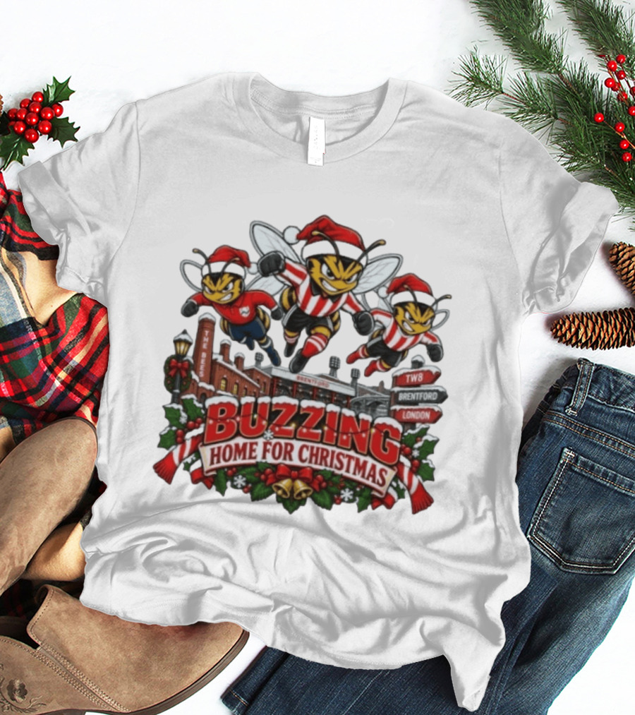 Buzzing Home For Christmas Bees TW8 Brentford London T-Shirt