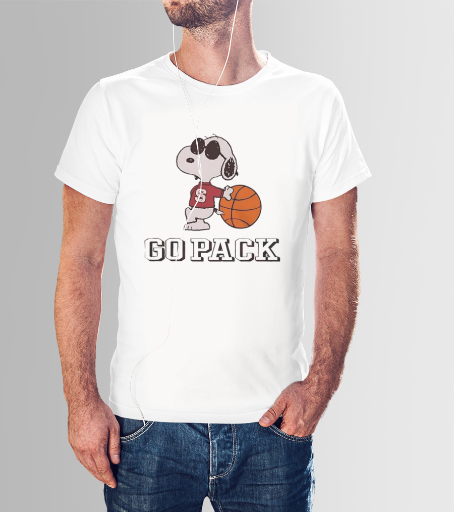 Snoopy NC State Wolfpack Basketball Go Pack T-Shirt