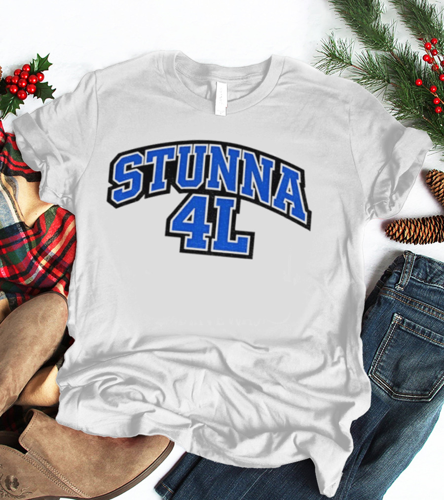 STUNNA 4L Bold Blue Arch Lettering T-Shirt