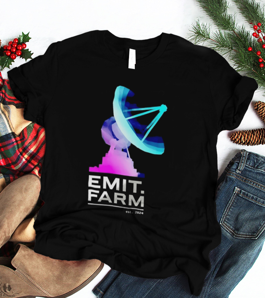 Emit Farm Est 2024 Satellite Dish Radio Telescope Science T-Shirt