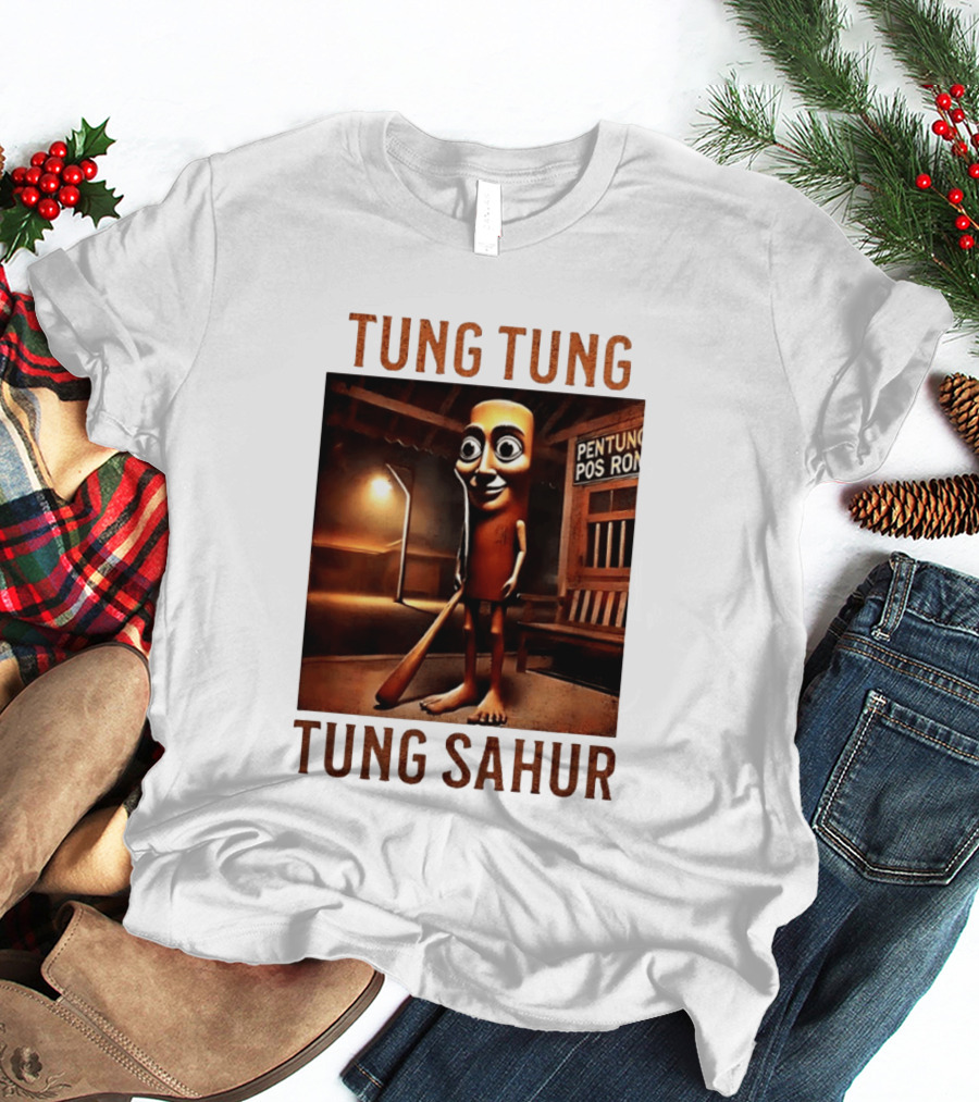 Tung Tung Tung Sahur Pentung Pos Ron Indonesian Culture Night Scene T-Shirt