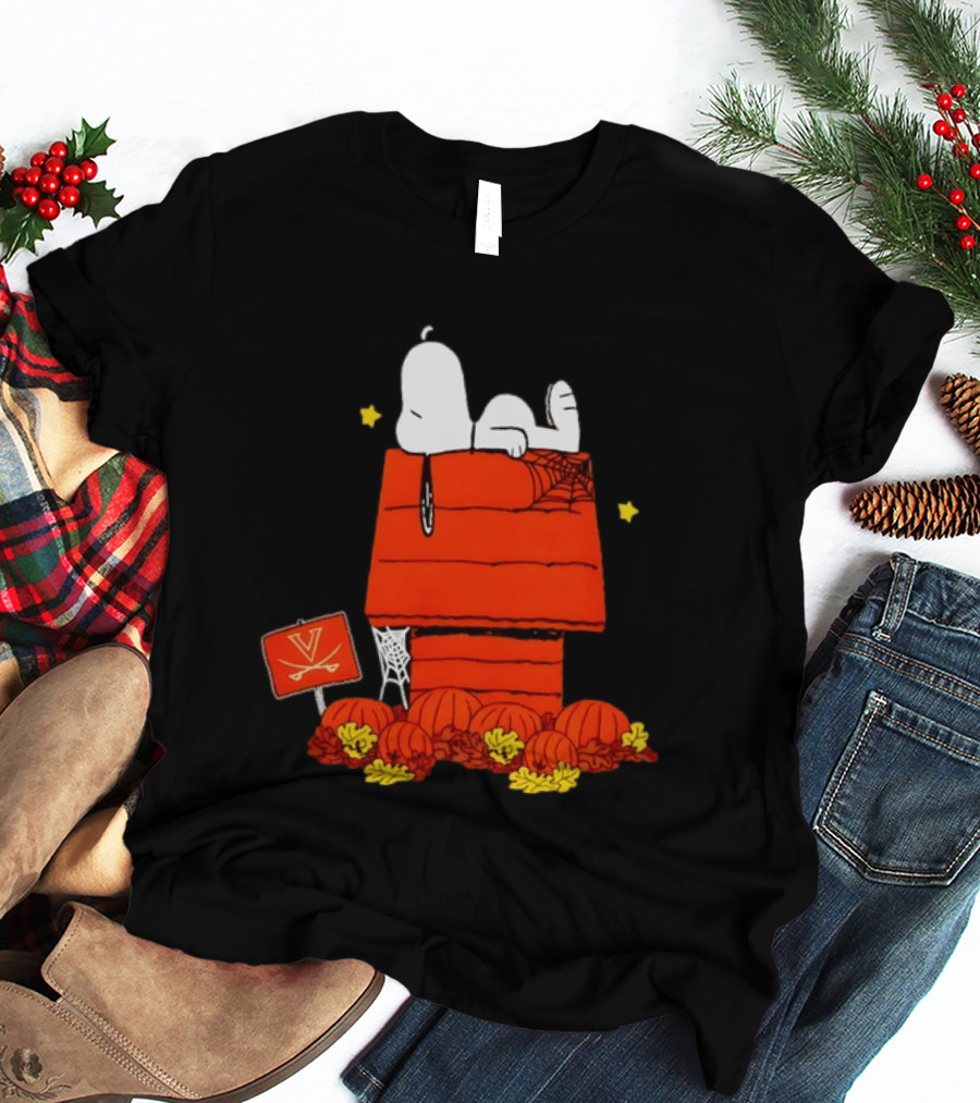 Snoopy Halloween Doghouse Virginia Cavaliers College Football Peanuts Pumpkins T-Shirt