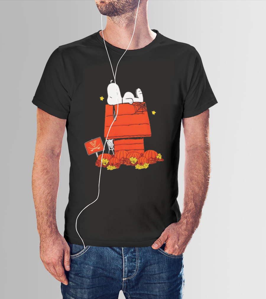 Snoopy Halloween Doghouse Virginia Cavaliers College Football Peanuts Pumpkins T-Shirt