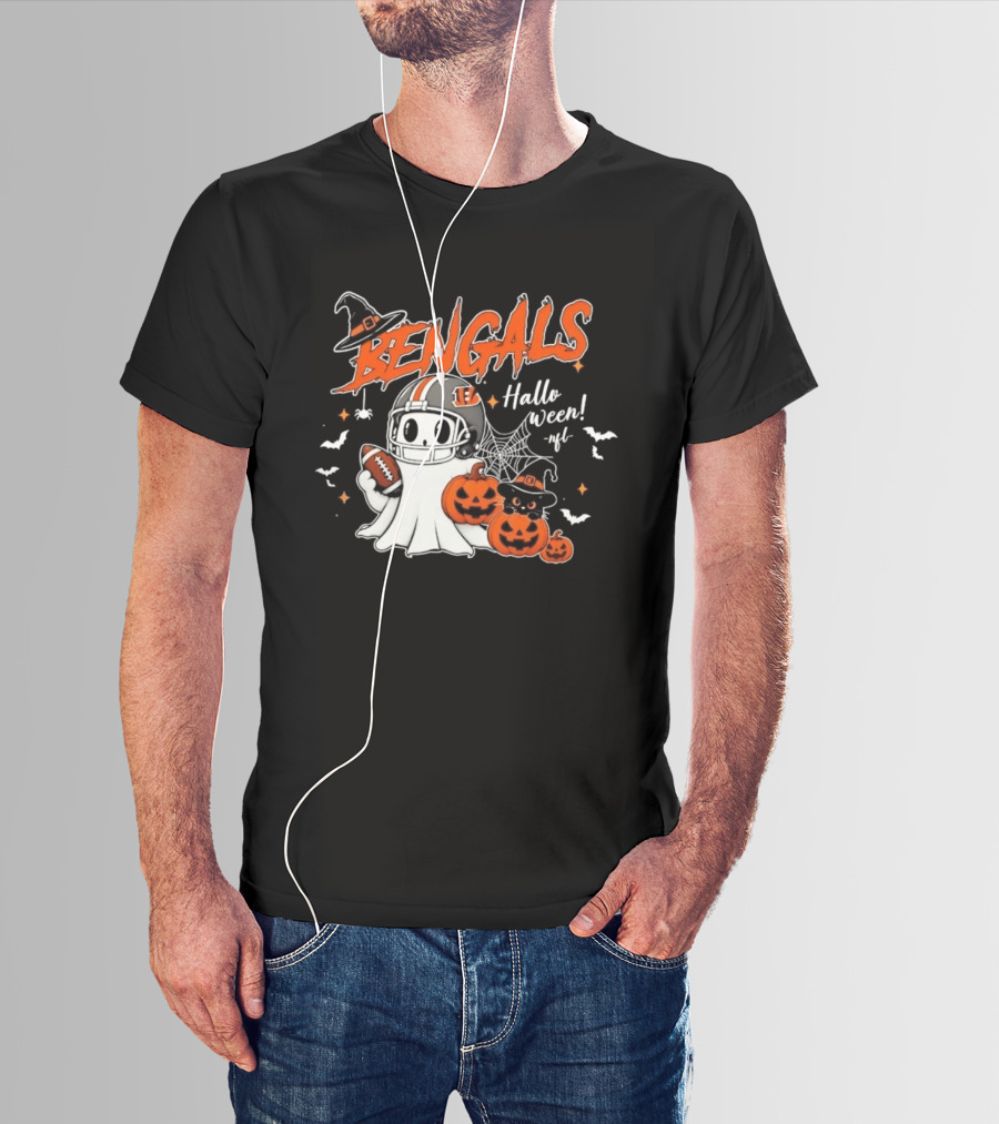 Bengals Halloween Ghost Football Pumpkin Helmets Spooky Scene T-Shirt