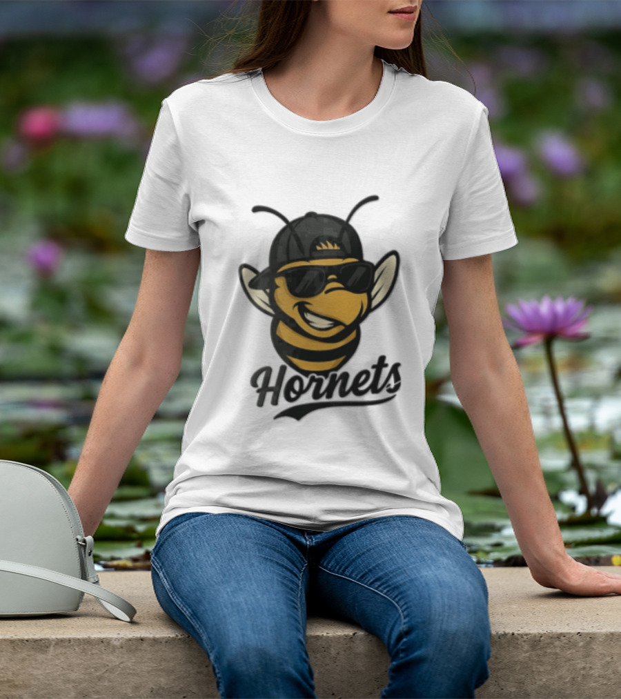 Charlotte Hornets Bee Wearing Sunglasses And Cap T-Shirt