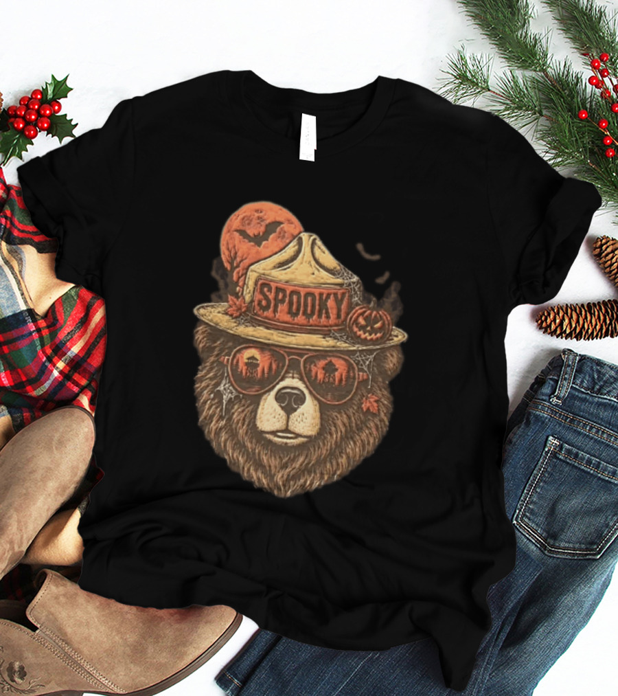 Smokey Bear Spooky Halloween Fire Lookout Forest Ranger Pumpkin Bats T-Shirt