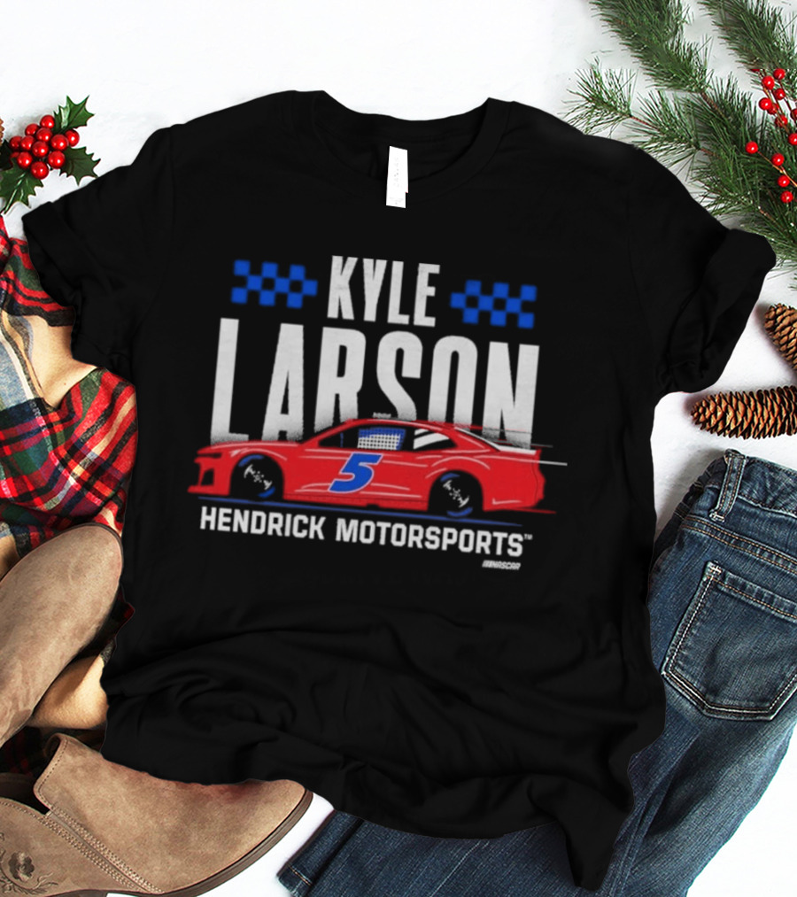 Kyle Larson Hendrick Motorsports Red Car 5 Racing Team Collection T-Shirt