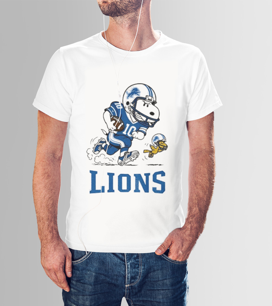 Detroit Lions Snoopy Woodstock Football Run T-Shirt