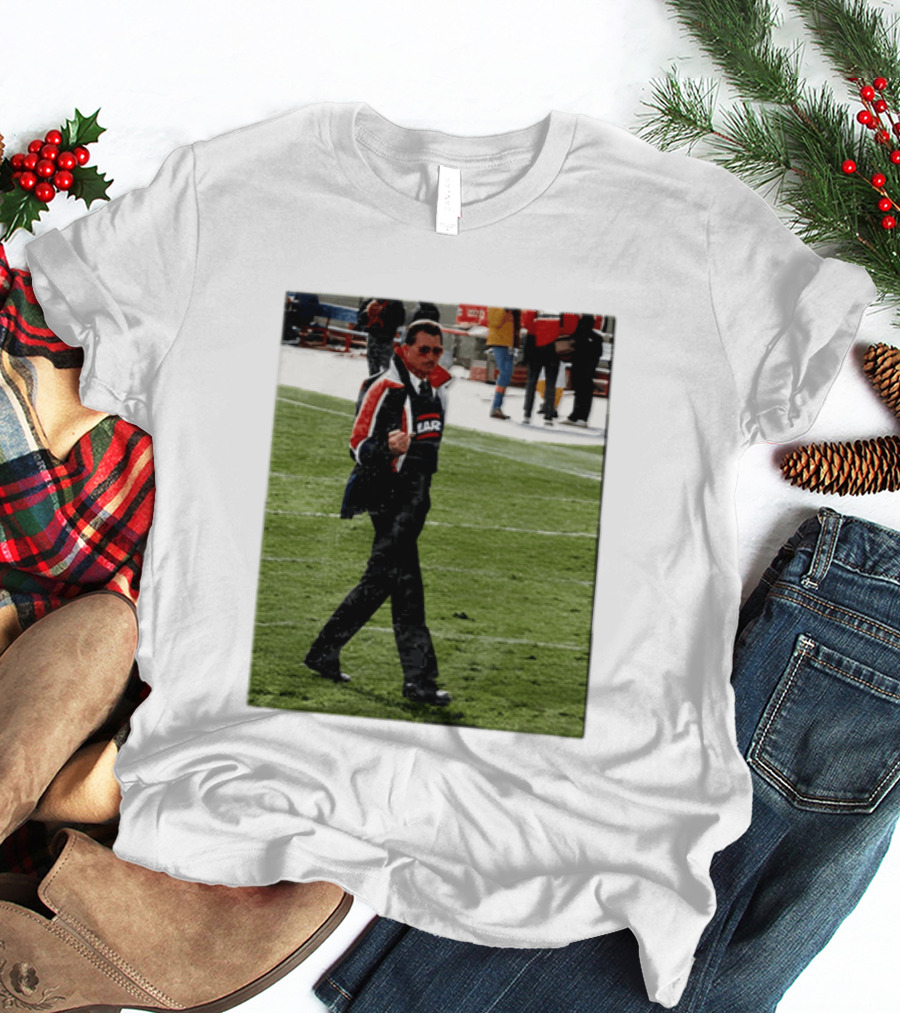 Mike Ditka Chicago Bears Coach Iconic Sideline Moment T-Shirt