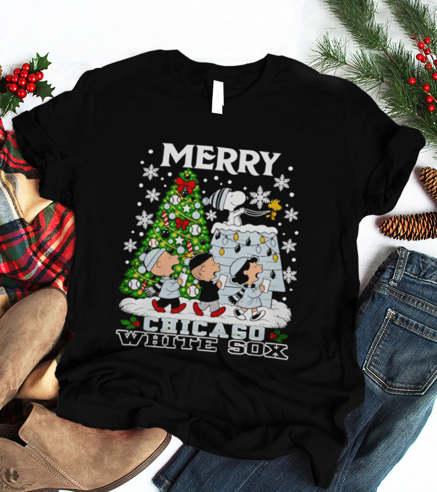 Merry Christmas Peanuts Chicago White Sox Snoopy Woodstock Holiday T-Shirt