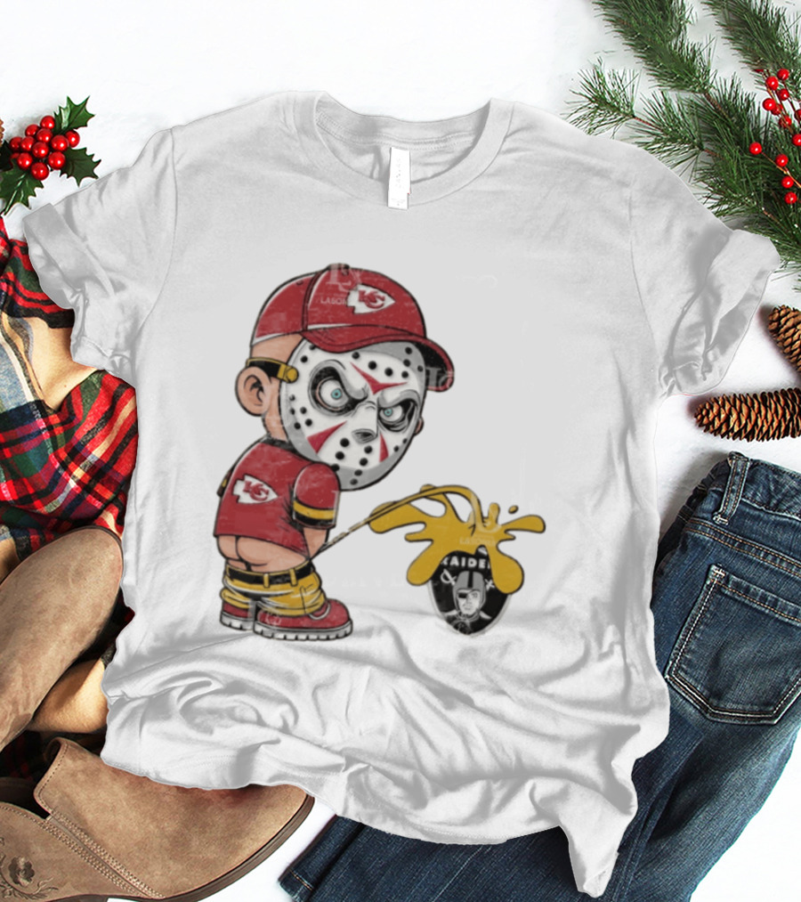 Kansas City Chiefs Jason Voorhees Pissing On Las Vegas Raiders T-Shirt