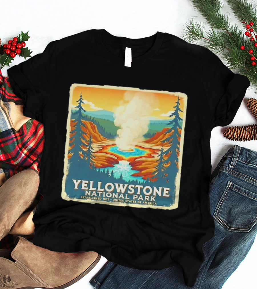 Yellowstone National Park Established 1872 United States Of America T-Shirt
