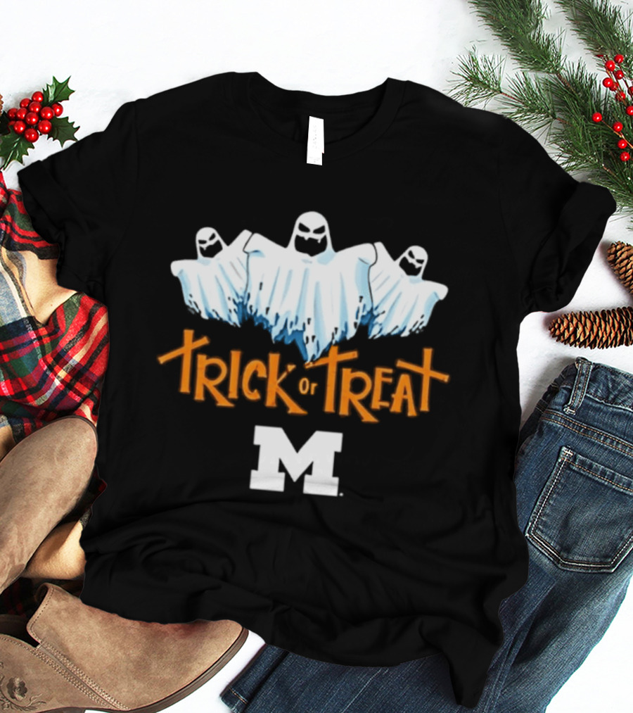 Halloween Trick Or Treat Ghosts University Of Michigan Logo M T-Shirt