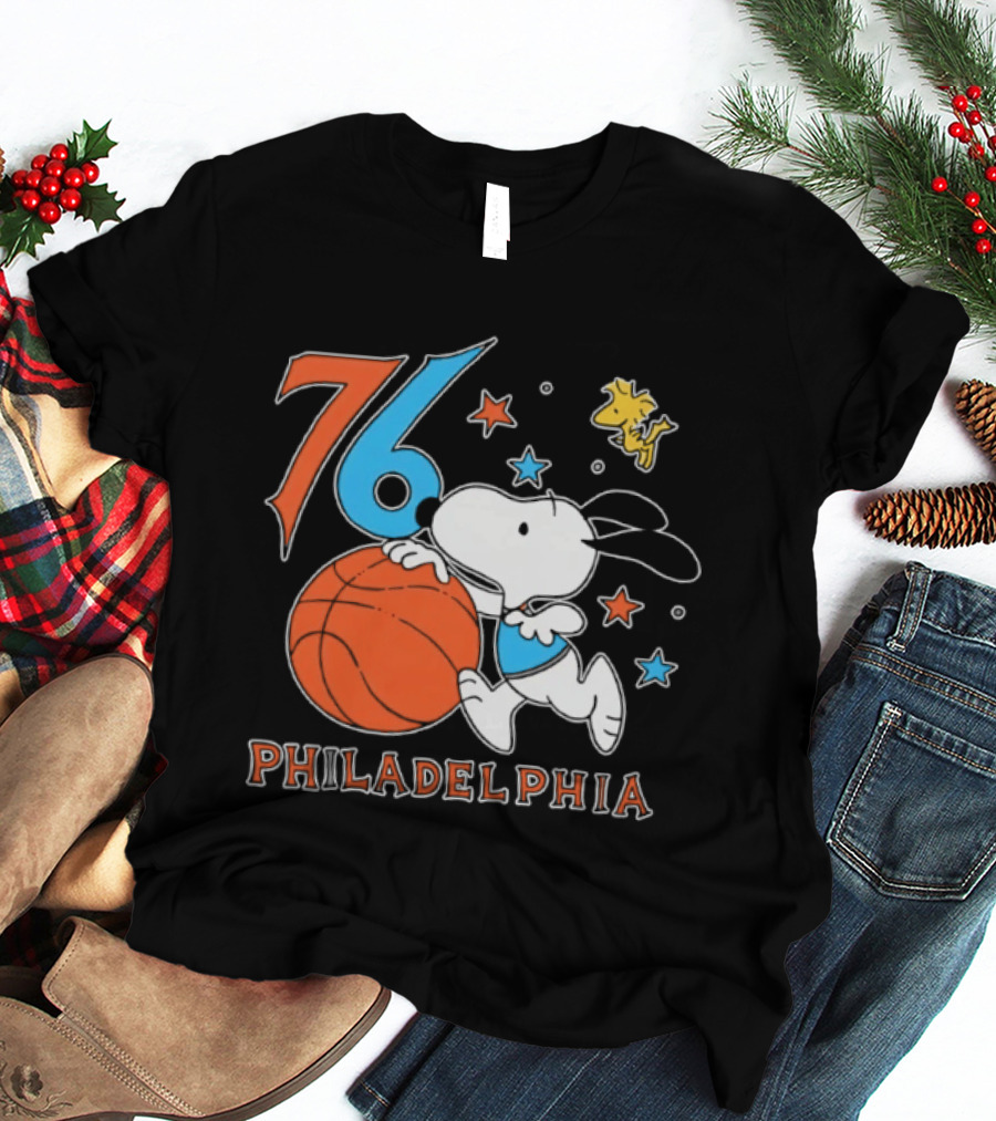76 Philadelphia Snoopy Basketball Peanuts T-Shirt