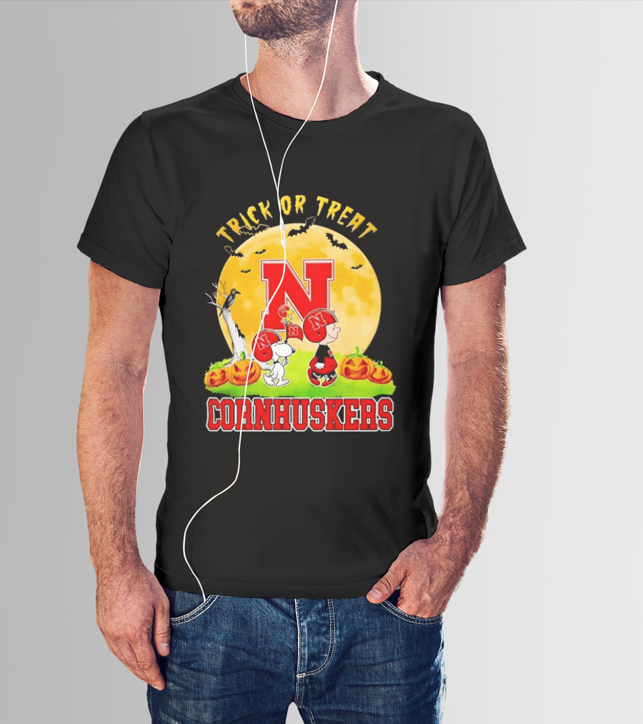Nebraska Cornhuskers Trick Or Treat Halloween Charlie Brown Snoopy T-Shirt