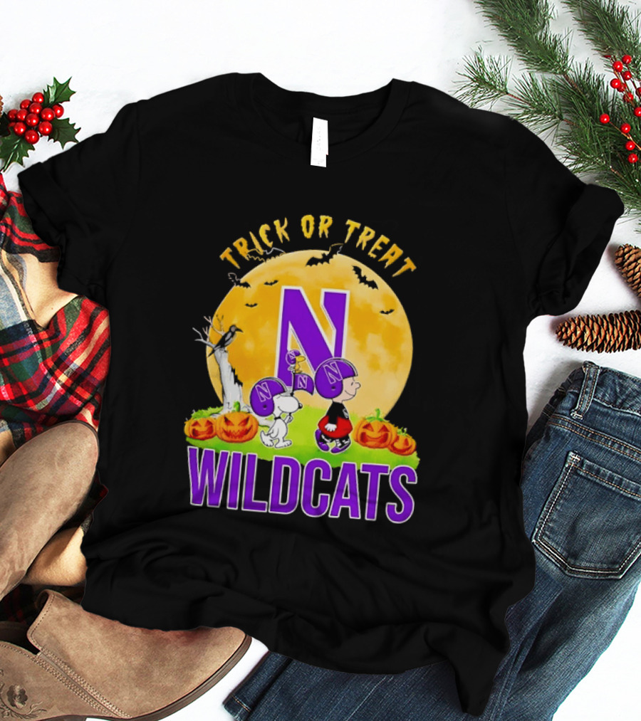 Trick Or Treat Northwestern Wildcats Charlie Brown Snoopy Halloween T-Shirt