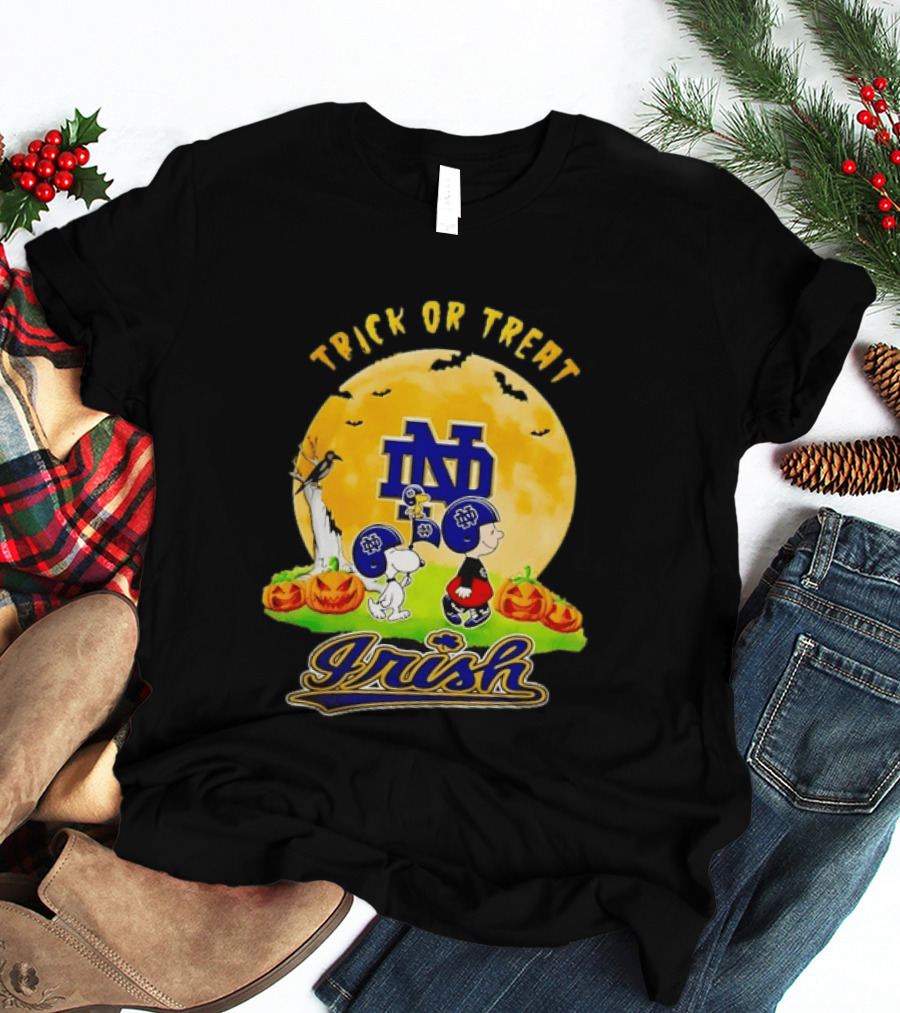 Notre Dame Fighting Irish Trick Or Treat Charlie Brown Snoopy Halloween T-Shirt