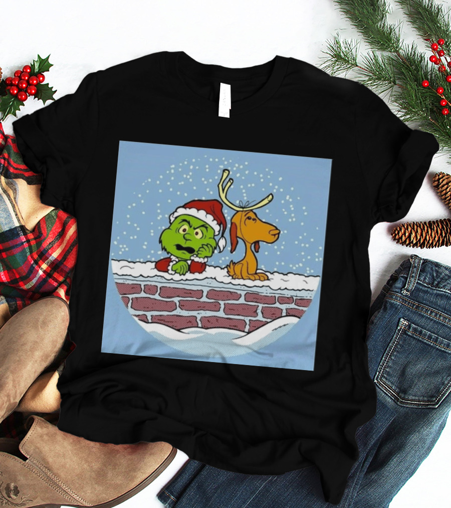 Green Grinch And Max Dog Rooftop Christmas Scene T-Shirt