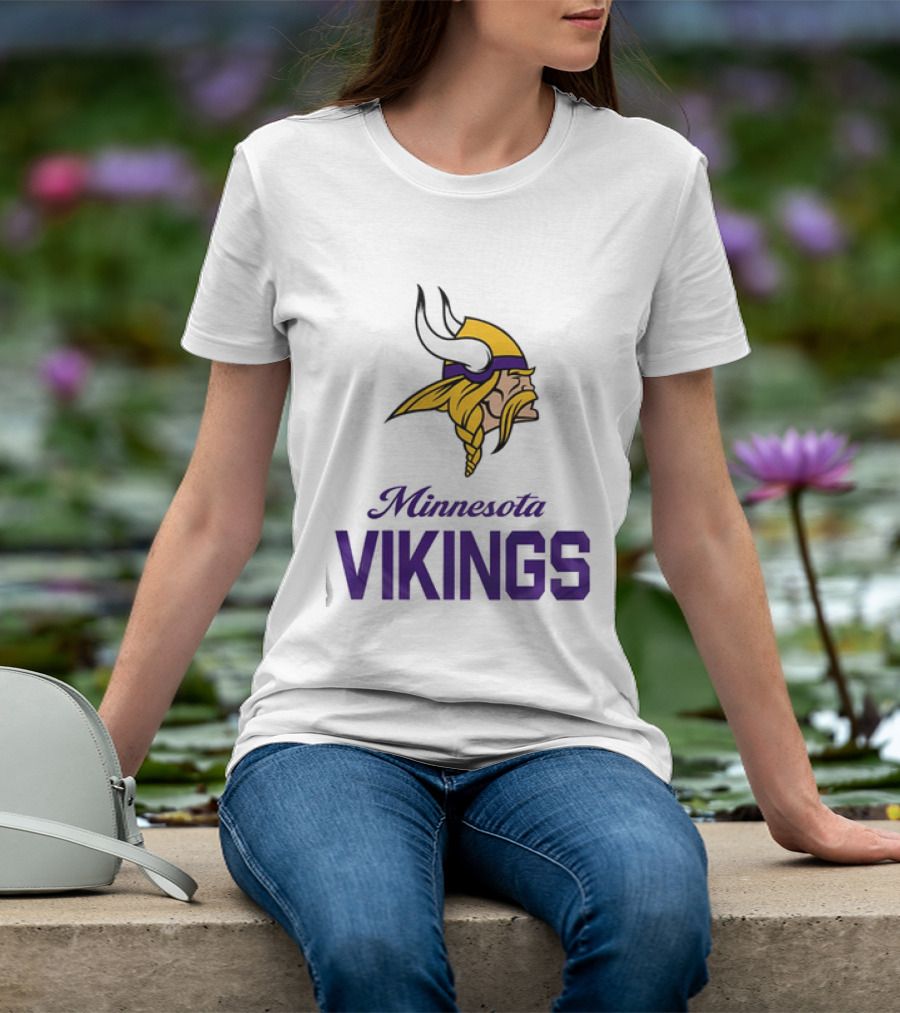 Minnesota Vikings Jesus Won 2025 T-Shirt